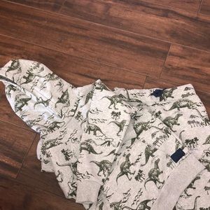 H&M DINOSAUR SWEATSHIRT & JOGGER SET